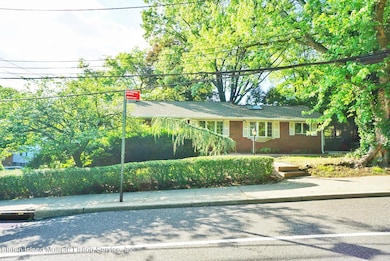 756 Howard Ave, Staten Island, NY 10301 - photo 5