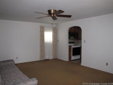 112 E Overton St, Tuscola, IL 61953 - photo 5