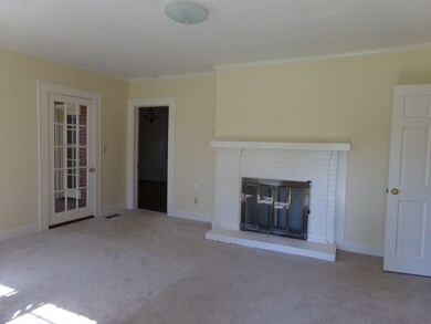 26 N Macarthur Dr, Camilla, GA 31730 - photo 2