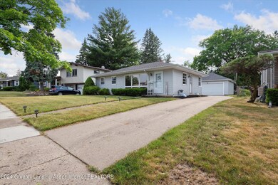 04-1421-Ravenswood-Dr-Lansing-MI-48917-W