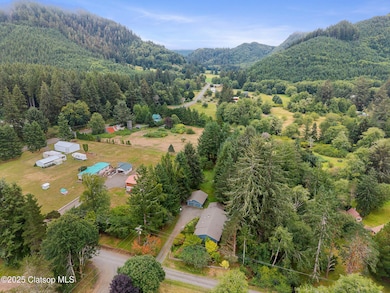 17005 S Point Dr, Nehalem, OR 97131 - photo 6