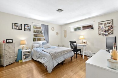 10 Commonwealth Ct unit 8, Brighton, MA 02135 - photo 7