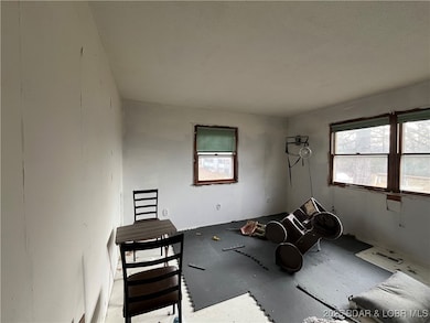 11206 D Hwy, Versailles, MO 65084 - photo 6