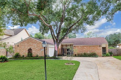 10315 Sugar Hill Dr, Houston, TX 77042 - photo 2