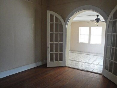 420 Garfield St, Laredo, TX 78040 - photo 3