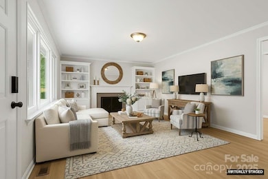 1109 W Edgemont Dr, Lancaster, SC 29720 - photo 3