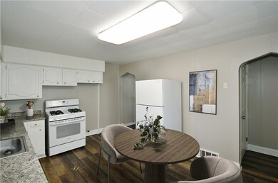 527 Farnsworth Ave, Clairton, PA 15025 - photo 4