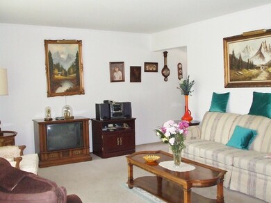 1011 Norfolk Ave, Westchester, IL 60154 - photo 3