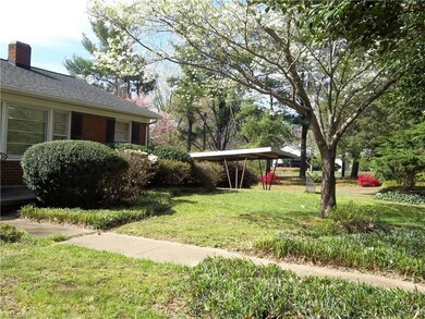 1708 Fairway Rd, Asheboro, NC 27205 - photo 3