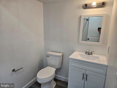 454 Germantown Pike unit 2, Lafayette Hill, PA 19444 - photo 5