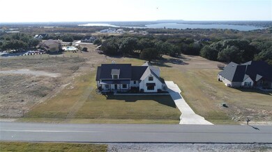 153 Helton Dr, Granbury, TX 76049 - photo 3