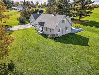 351 Quaker Hill Rd Unity-large-005-046-a