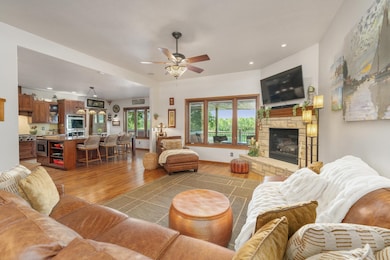 4511 N Wilson Rd, Hutchinson, KS 67502 - photo 6