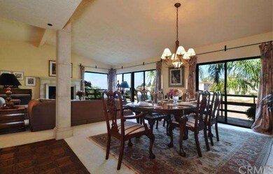 Dining/living area opening to wrap around deck and
