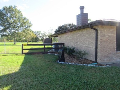 2474 County Road 529, Alvin, TX 77511 - photo 3