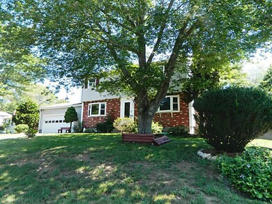228 Greenwood Dr, Wakefield, RI 02879 - photo 3