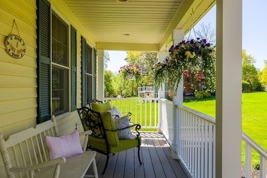 8 Tobin Dr, Dudley, MA 01571 - photo 4