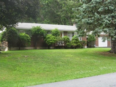 1499 Verona Ave, Pen Argyl, PA 18072 - photo 2