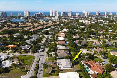 747 Park Shore Dr, Naples, FL 34103 - photo 5