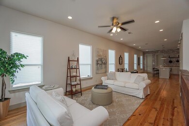 527 Pecore St, Houston, TX 77009 - photo 3