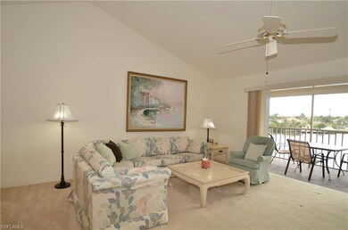 10682 Gulf Shore Dr unit 304, Naples, FL 34108 - photo 5