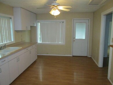 6355 Foley Ln, Central Point, OR 97502 - photo 2