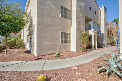 2725 S Nellis Blvd unit 2052, Las Vegas, NV 89121 - photo 2