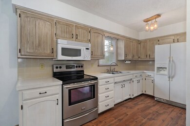 315 W High St-7