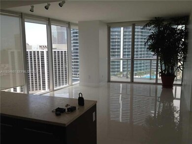 Icon Brickell Tower 1 unit 2415, Miami, FL 33131 - photo 2