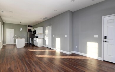 365 Wilson Ave, Columbus, OH 43205 - photo 3