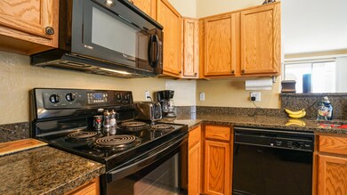 Kitchen (2)