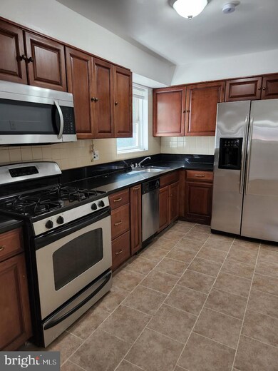 5916 Rosedale Dr, Hyattsville, MD 20782 - photo 5