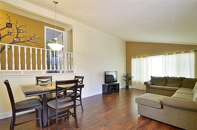 411 Blackhawk Ave, Carpentersville, IL 60110 - photo 3