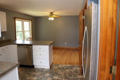 2 Hebert Dr, Barre, VT 05641 - photo 5