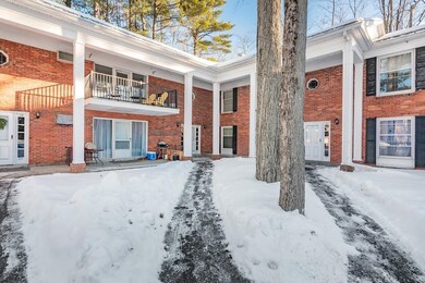 100 Kennedy Dr unit 26, South Burlington, VT 05403 - photo 3