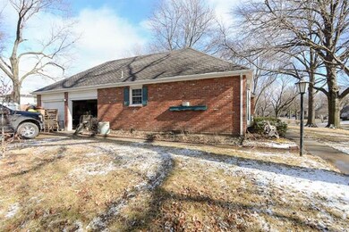 11414 W 49th St, Shawnee, KS 66203 - photo 4