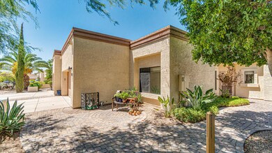 6122 E Nance St-4