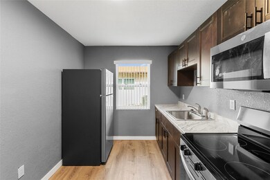 233 NW 12th Ct, Pompano Beach, FL 33060 - photo 4