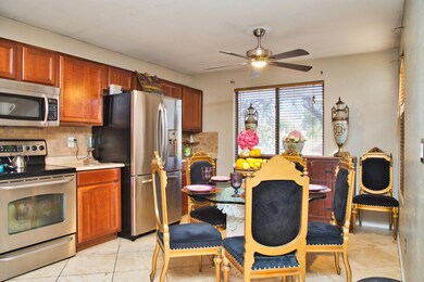 IMG_8360_2_2 (Custom)