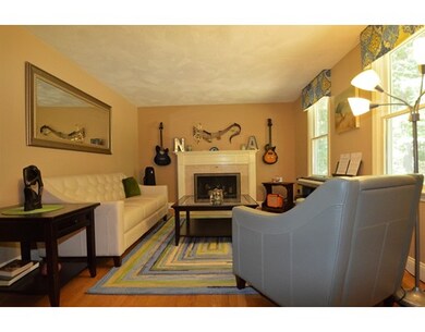 104 Miller St, Franklin, MA 02038 - photo 4