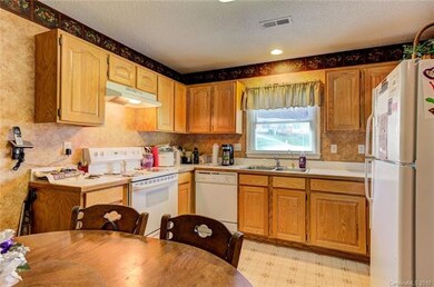 114 Hidden Creek Dr, Salisbury, NC 28147 - photo 7