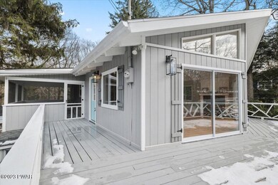 105 Hillside Dr, Lords Valley, PA 18428 - photo 4