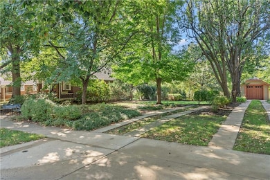 4166 Cambridge St, Kansas City, KS 66103 - photo 7