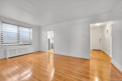 72-34 Austin St unit F10, Forest Hills, NY 11375 - photo 5