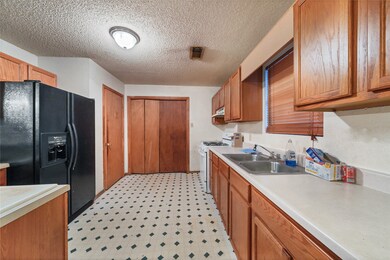 6327 Goforth St, Houston, TX 77021 - photo 7