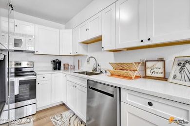 7410 Barefoot Cir unit 4, Anchorage, AK 99502 - photo 5