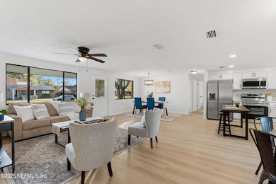 4085 Huntington Forest Blvd, Jacksonville, FL 32257 - photo 7