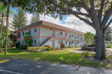 2950 SE Ocean Blvd unit 2-4, Stuart, FL 34996 - photo 3