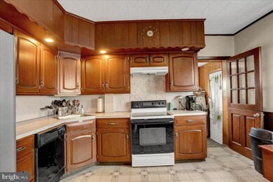 3320 Fremont St, Reading, PA 19605 - photo 7