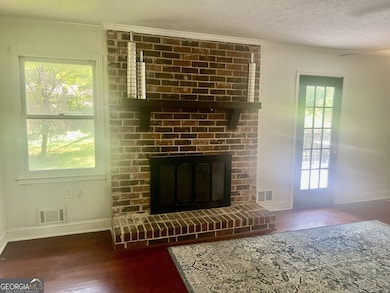 7569 Lowilla Ln, Lithonia, GA 30058 - photo 4